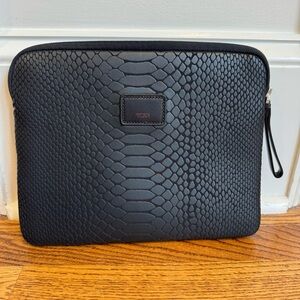 TUMI | Embossed Snake Print Neoprene Tech Sleeve Pouch | Black | One Size | NWOT